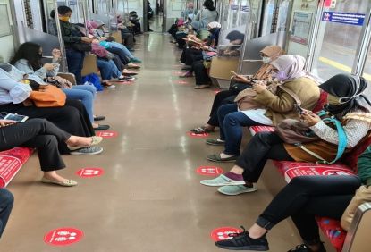 Pengaturan Jam Kerja Semakin Mendesak di Tengah Meningkatnya Jumlah Pengguna KRL