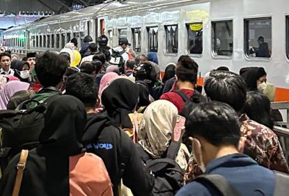 Meningkat 10,28 Persen di Semester I 2025, KAI Commuter Wilayah 8 Surabaya Layani 7,8 Juta Pengguna Commuter Line - Commuter Line Dhoho dan Penataran Teratas, Stasiun Surabaya Gubeng jadi titik pemberangkatan tertinggi